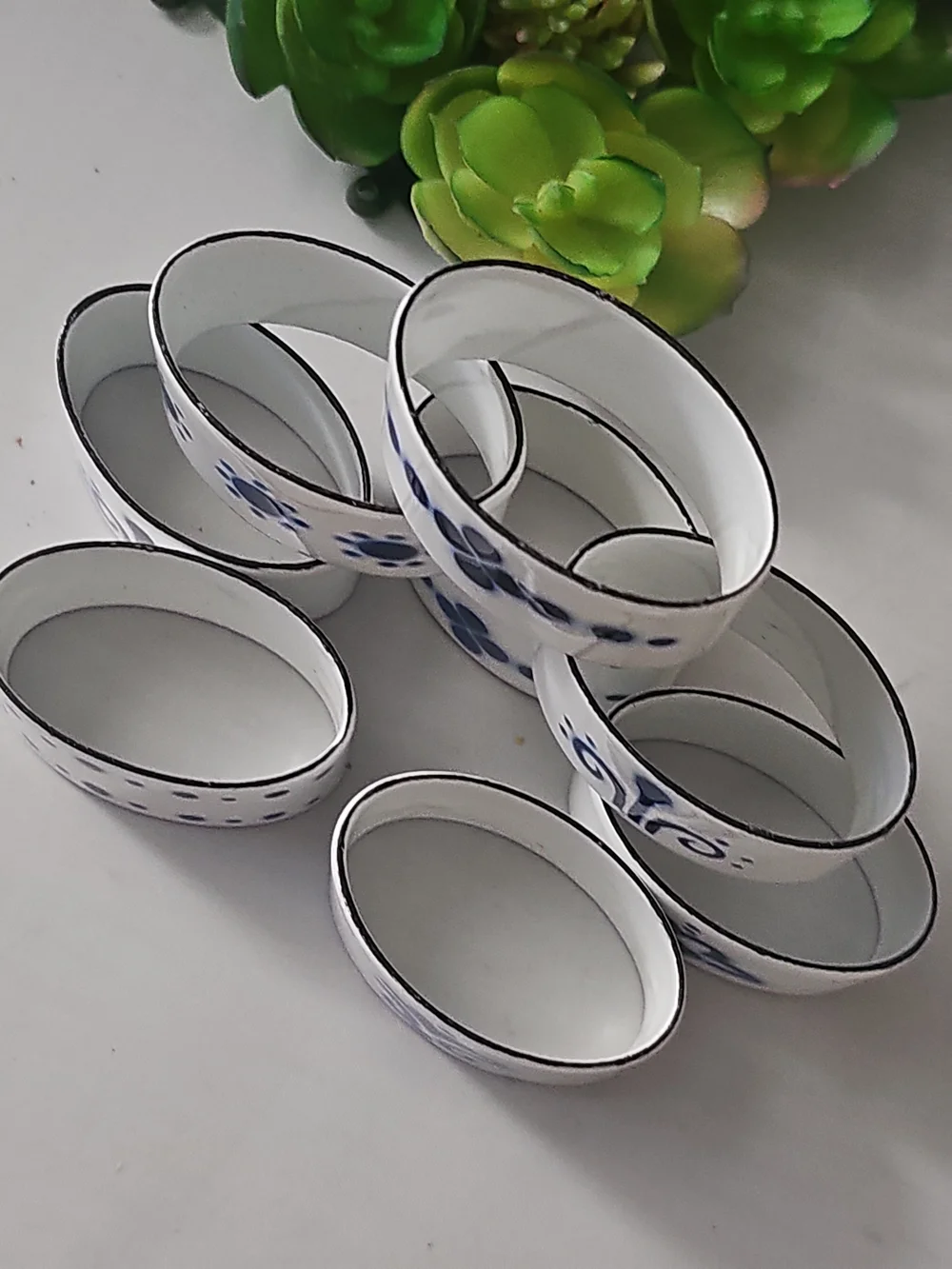 IKEA Heder White Enamel Napkin Rings with Blue Floral Motifs - Set of 8